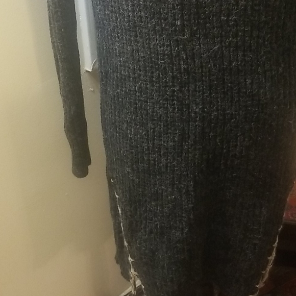 Knit sweater dress - Picture 3 of 6